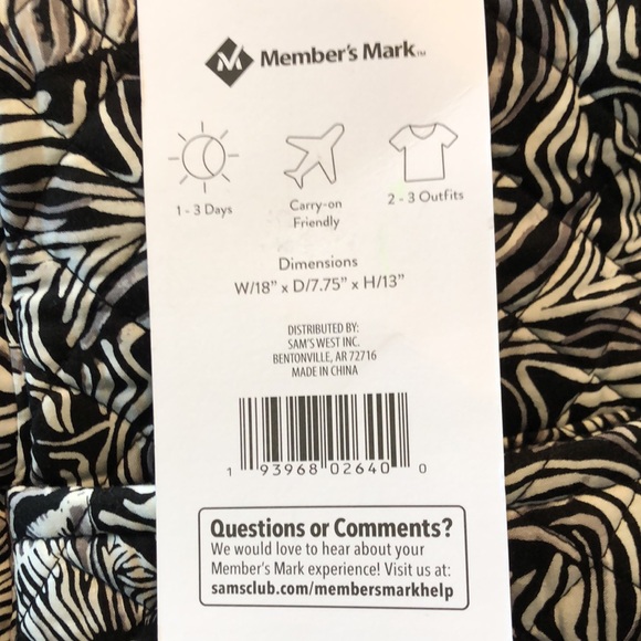 NWT Black & White Zebra Quilted Fabric Carry On Duffle by Member’s Mark - Picture 15 of 15